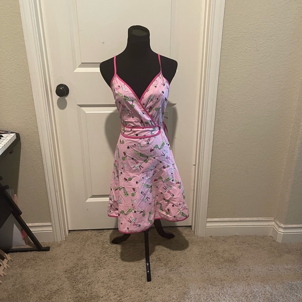 CUTE pink midi dress 😍💕💕